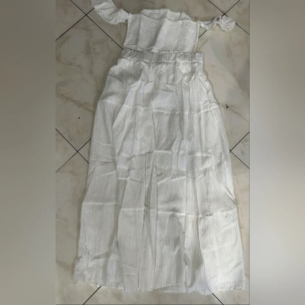 2 Piece Skirt Set - Picture 4 of 5